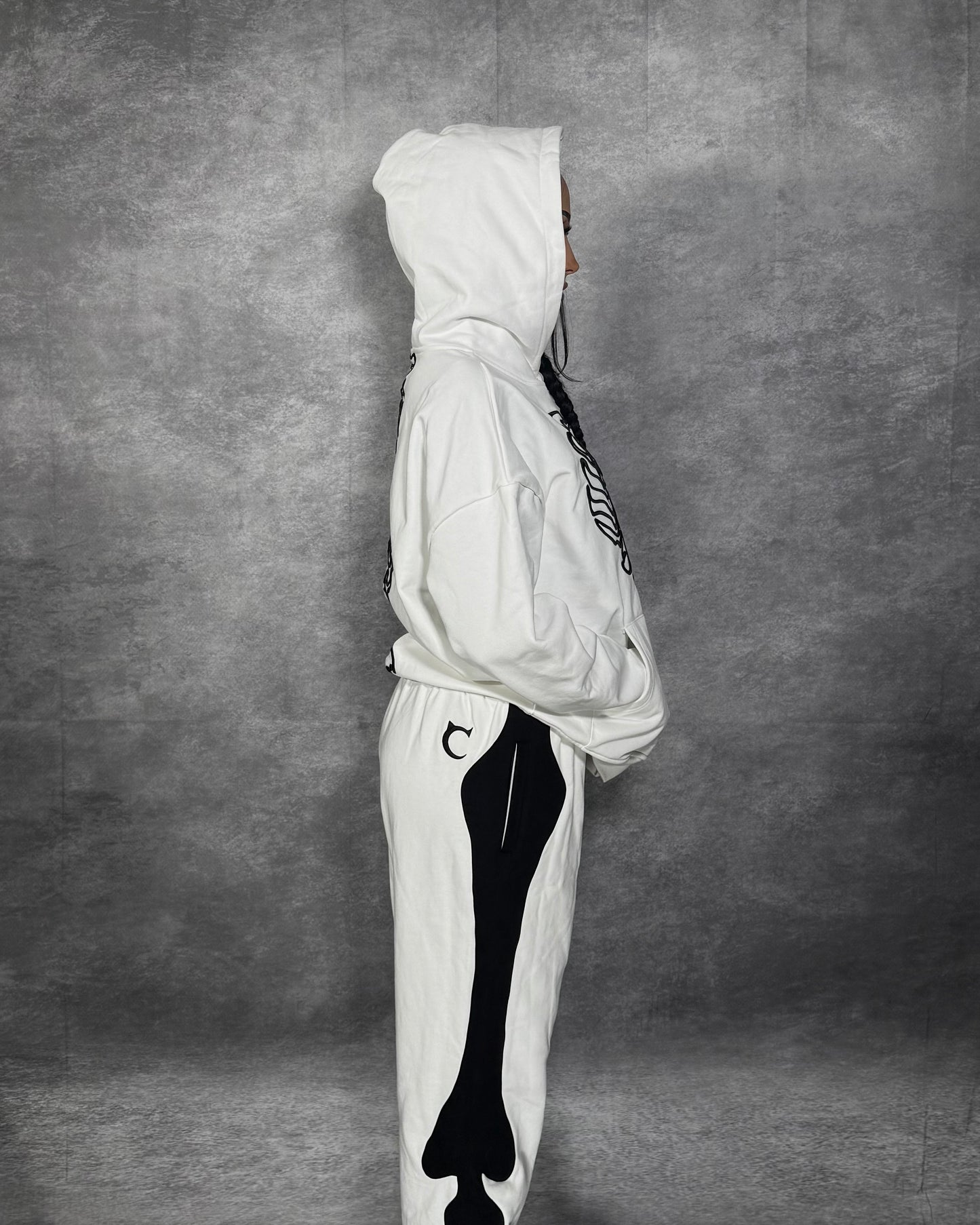 ETERNAL AFFECTION BONE HOODIE - WHITE