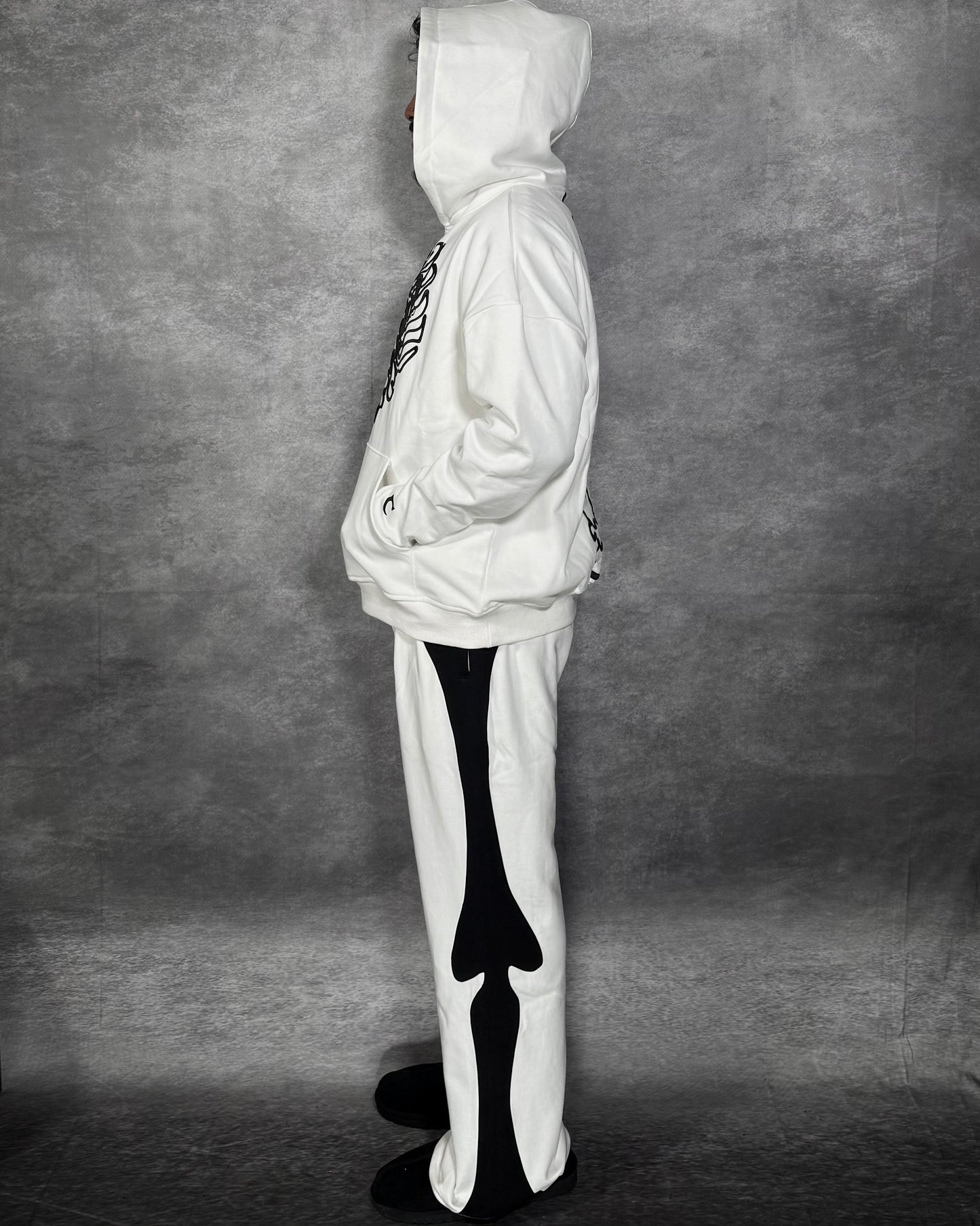 ETERNAL AFFECTION BONE SWEATPANTS - WHITE