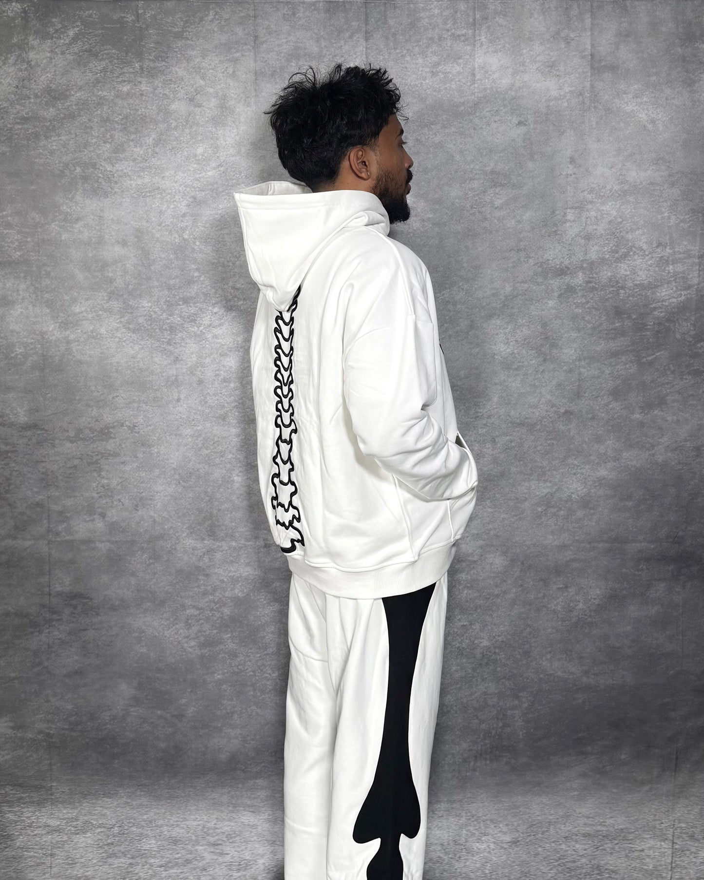 ETERNAL AFFECTION BONE HOODIE - WHITE