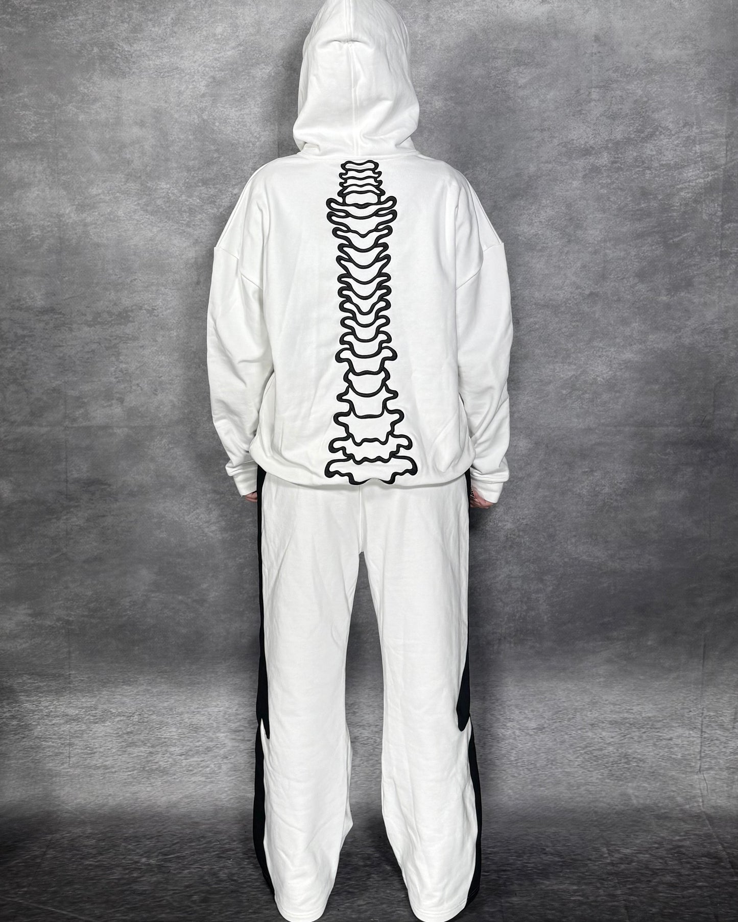 ETERNAL AFFECTION BONE SWEATPANTS - WHITE